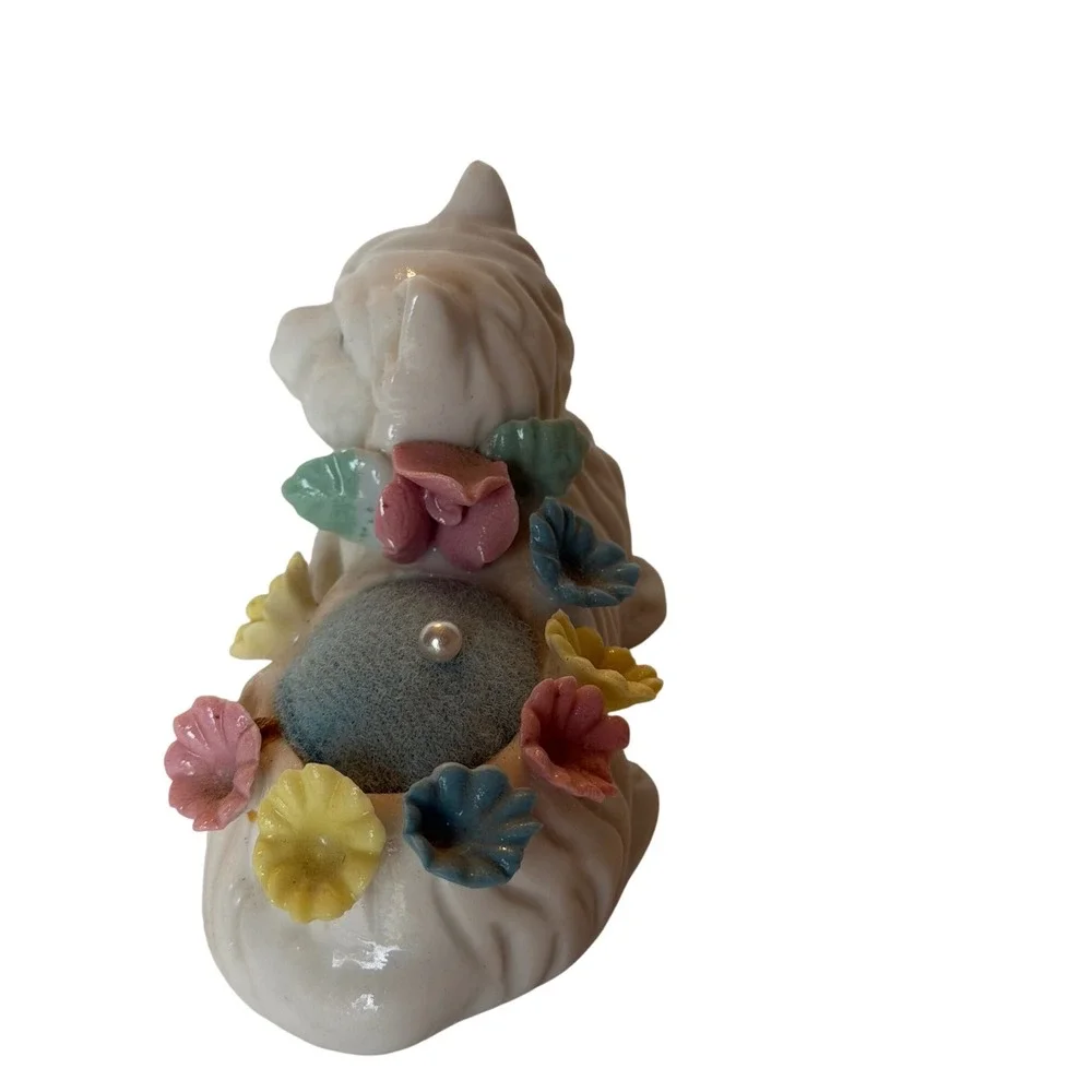 Vintage Ceramic White Cat Pincushion Floral Blue Pillow‎ 1978 Gift Notations